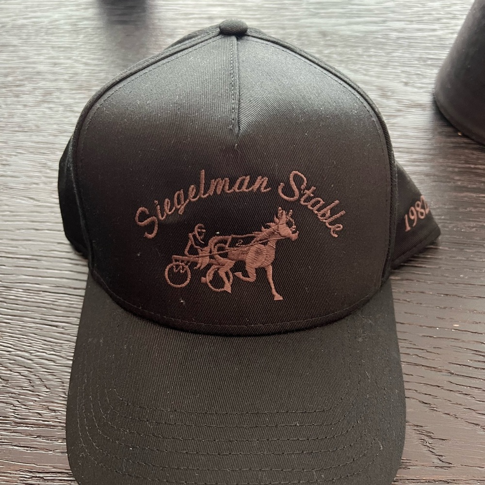siegelman stable hat